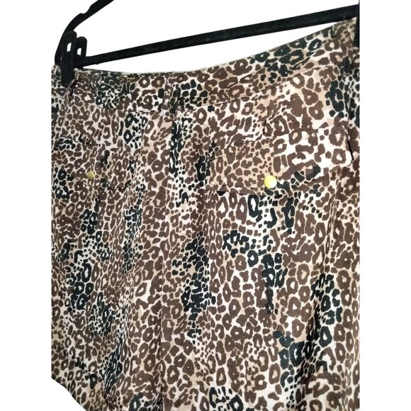 Miss Tina By Tina Knowles Leopard Print High-Waist Shorts Button Pockets Size 12 - Picture 6 of 7